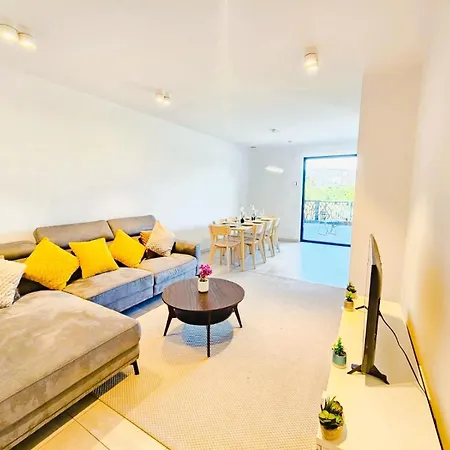Daire Elegant 3br Retreat With Terraces&parking *
