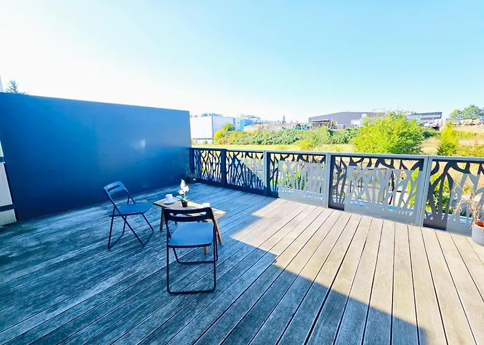 Elegant 3br Retreat With Terraces&parking Luxemburg